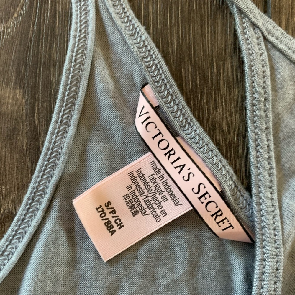 NWOT Victoria’s Secret tank top - Picture 5 of 5